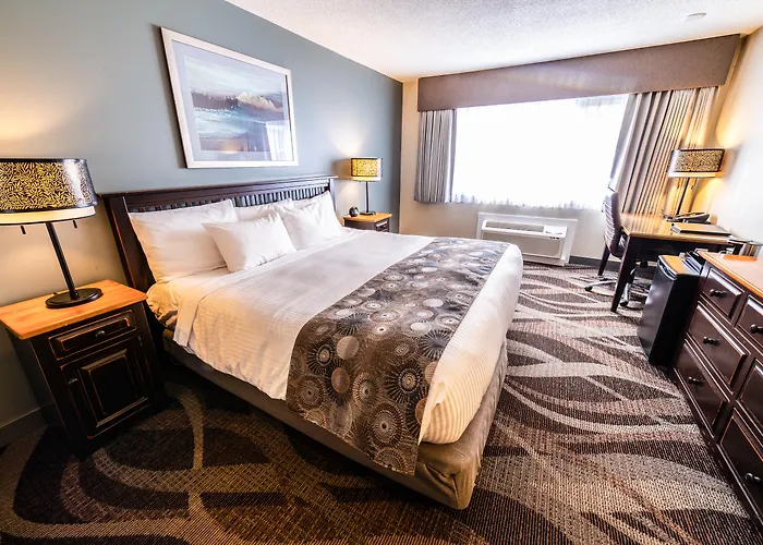 Prestige Hudson Bay Lodge & Conference Centre, Worldhotels Crafted Collection