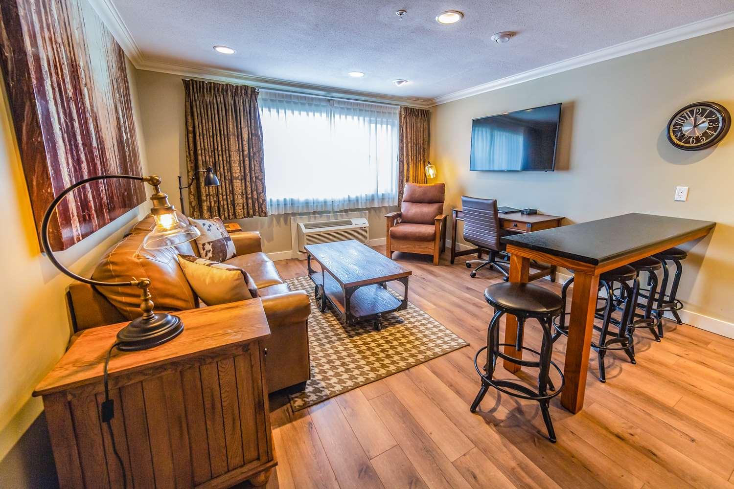 Prestige Hudson Bay & Conference Centre, Worldhotels Crafted Collection 4* Smithers