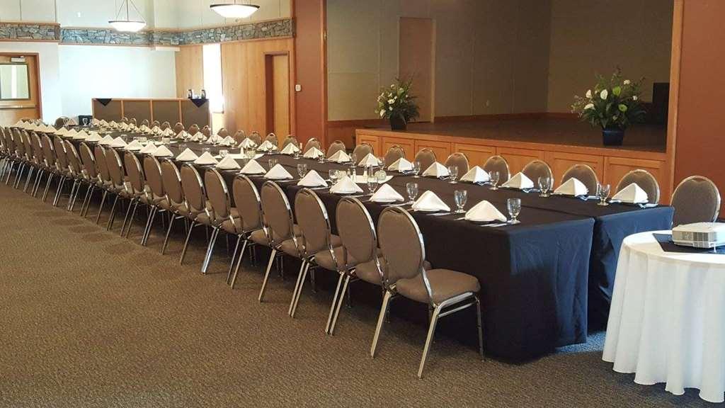 Hotel Prestige Hudson Bay & Conference Centre, Worldhotels Crafted Collection