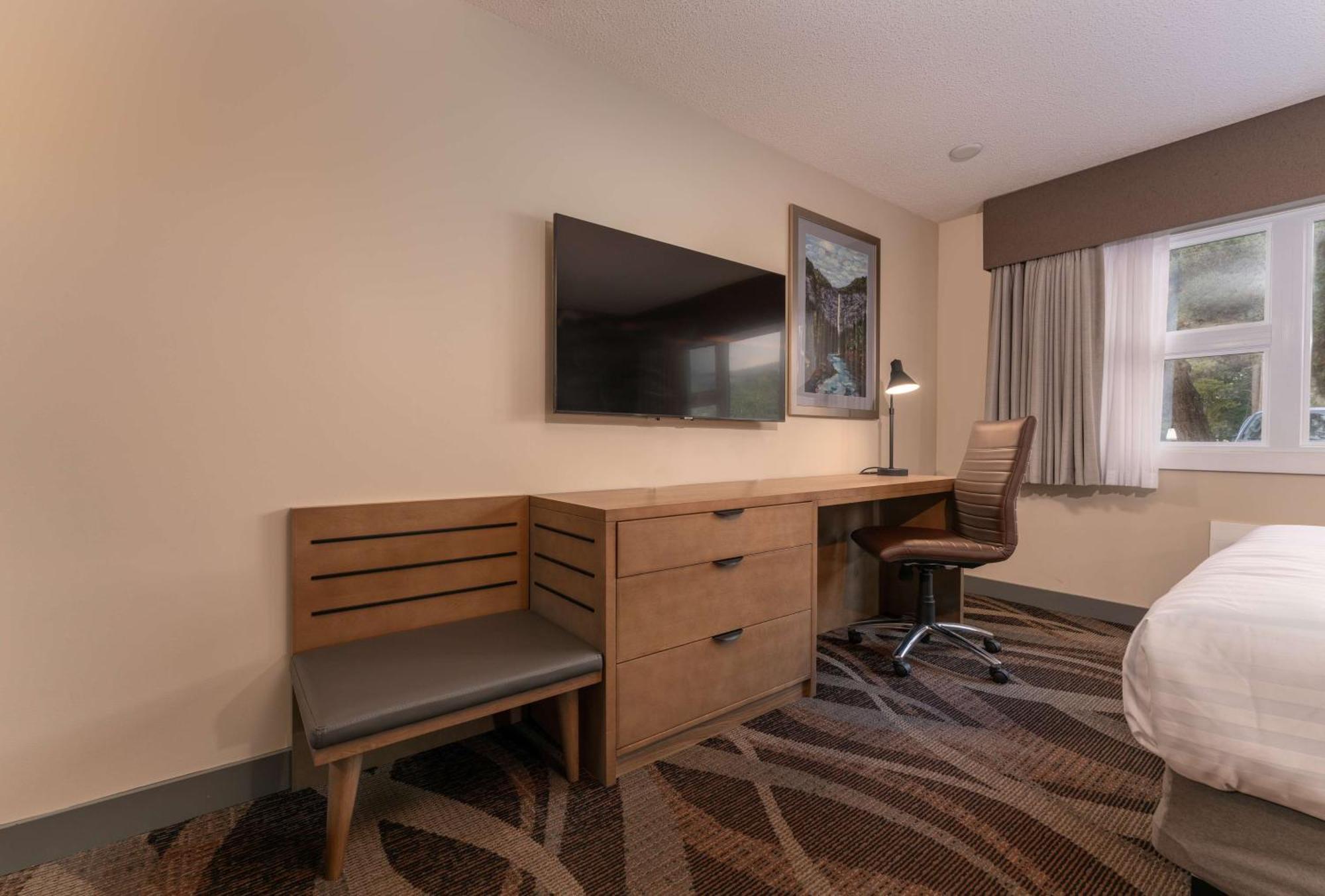 Hotel Prestige Hudson Bay & Conference Centre, Worldhotels Crafted Collection