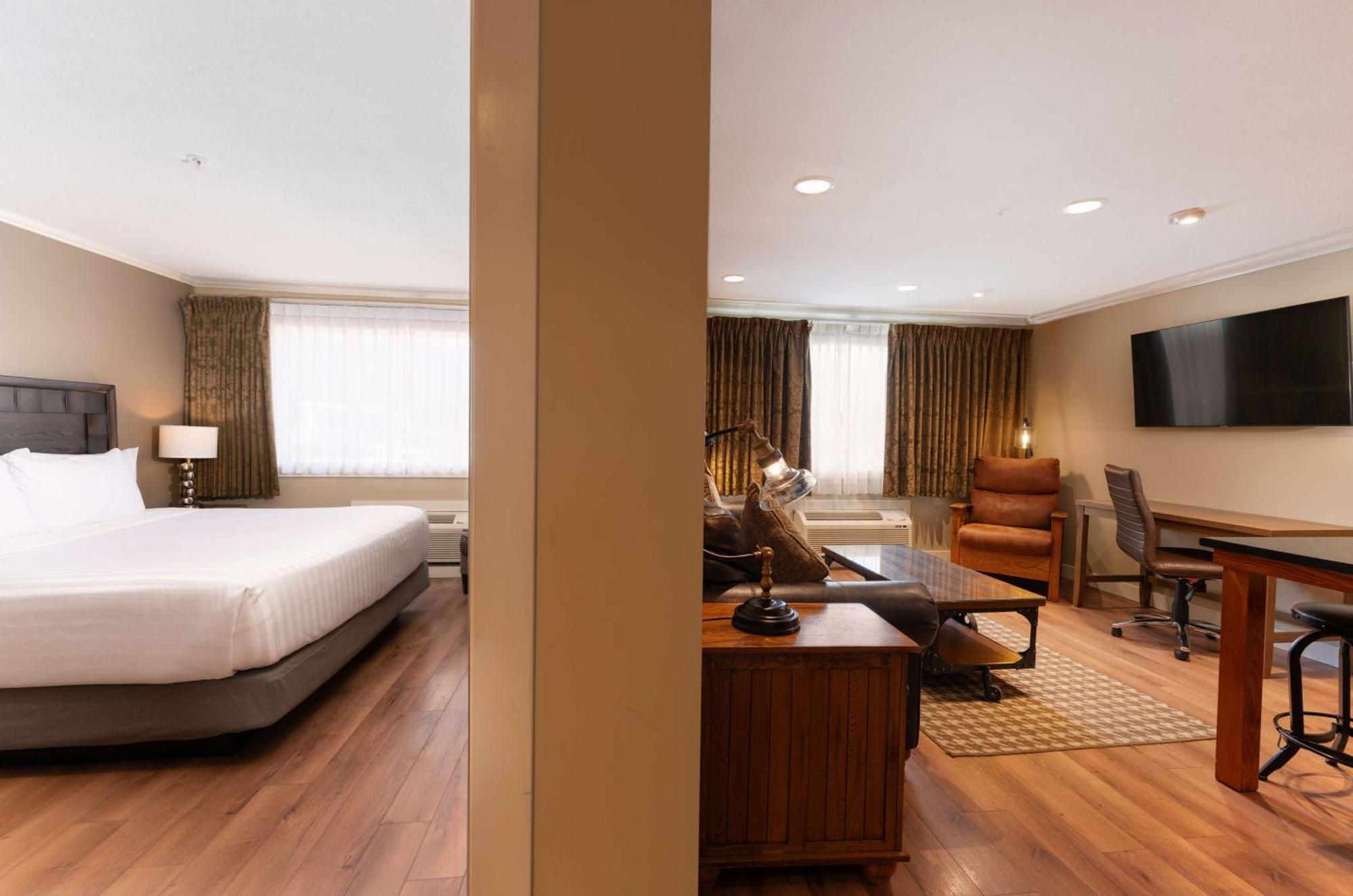 Prestige Hudson Bay & Conference Centre, Worldhotels Crafted Collection Hotel Smithers